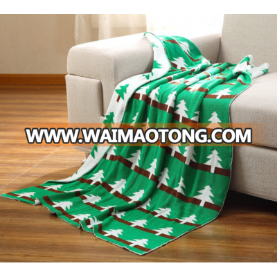 Wholesale cartoon baby sofa cover blanket knitted thread blanket to keep warm and comfortable